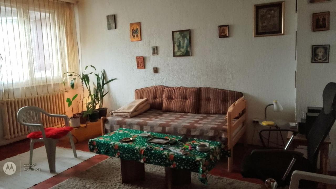Ferienwohnung Men Who Knit Belgrad Exterior foto