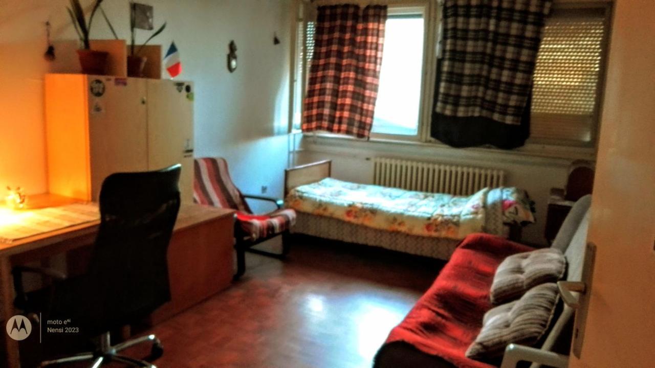 Ferienwohnung Men Who Knit Belgrad Exterior foto